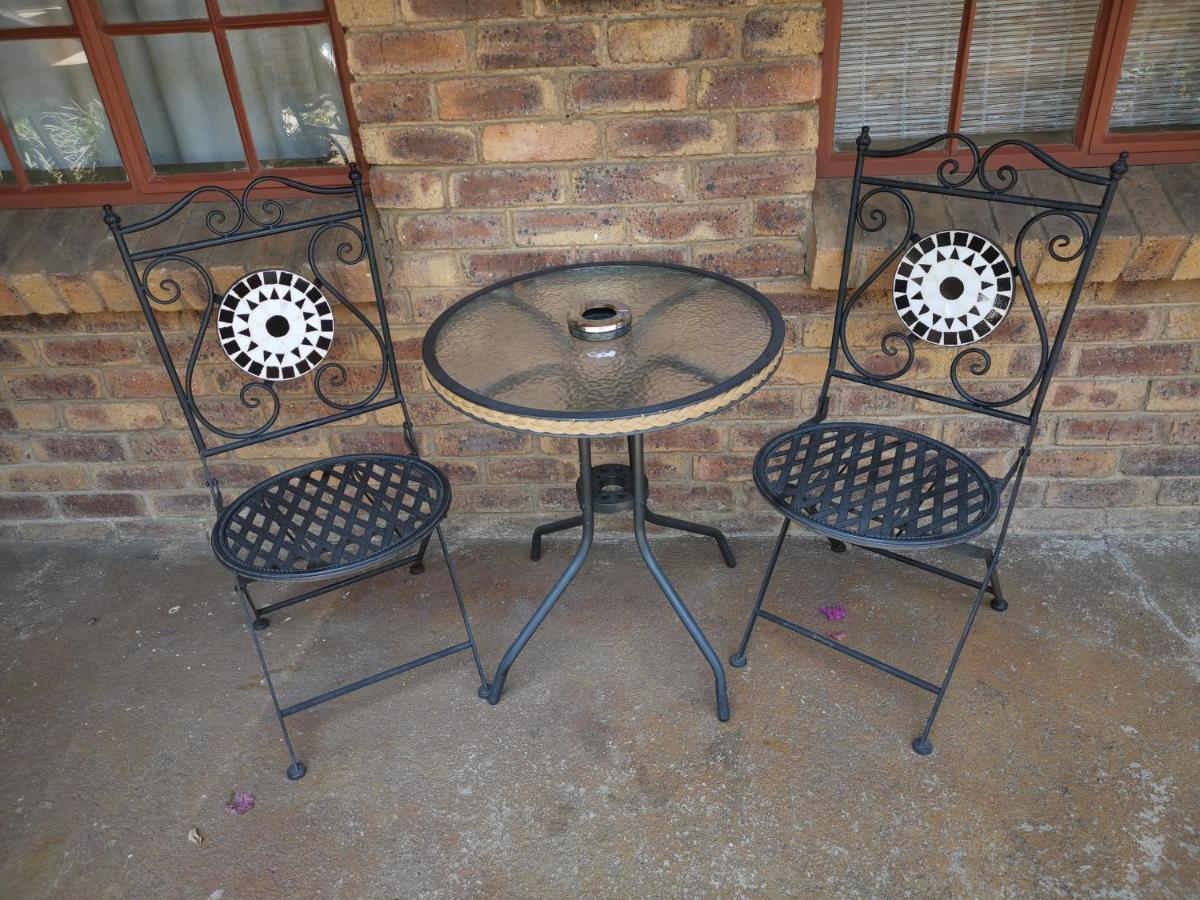 Bastille De Blignaut B&B Edenvale Ngoại thất bức ảnh